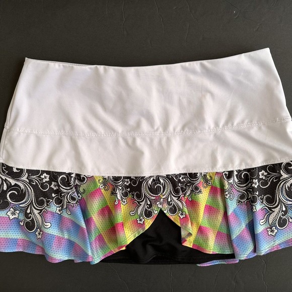 Lucky In Love Sport Skorts Skirt Tennis Womens L White Floral Pixel Flounce - Picture 1 of 5